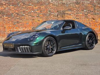 PORSCHE 911 3.6 T-Hybrid 992 4 GTS Targa 2dr Petrol Hybrid PDK 4WD Euro 6 (s