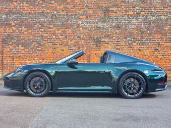 PORSCHE 911 3.6 T-Hybrid 992 4 GTS Targa 2dr Petrol Hybrid PDK 4WD Euro 6 (s