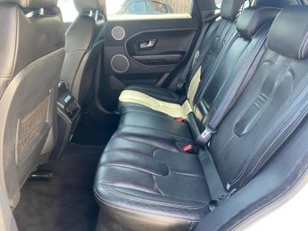 LAND ROVER RANGE ROVER EVOQUE 2.2 SD4 Dynamic SUV 5dr Diesel Auto 4WD Euro 5 (s/s) (190 ps)