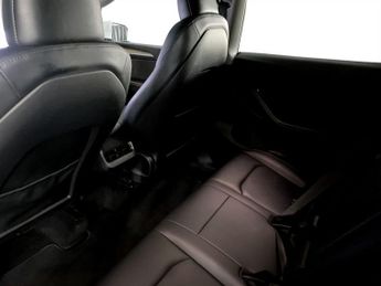 TESLA MODEL Y (Dual Motor) Long Range SUV 5dr Electric Auto 4WDE (384 bhp)