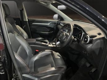 MG MG ZS 51.1kWh Trophy Connect SUV 5dr Electric Auto (176 ps)