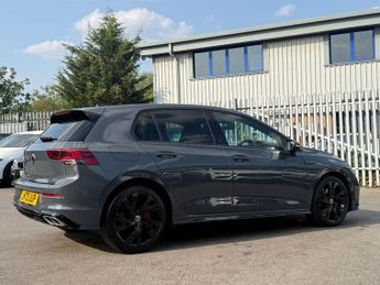 VOLKSWAGEN GOLF 1.5 eTSI MHEV R-Line Hatchback 5dr Petrol Hybrid DSG Euro 6 (s/s