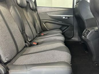 PEUGEOT 5008 1.2 PureTech GPF Allure SUV 5dr Petrol EAT Euro 6 (s/s) (130 ps)