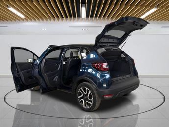 RENAULT CAPTUR 1.3 TCe ENERGY Iconic SUV 5dr Petrol EDC Euro 6 (s/s) (150 ps)