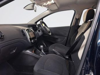 RENAULT CAPTUR 1.3 TCe ENERGY Iconic SUV 5dr Petrol EDC Euro 6 (s/s) (150 ps)