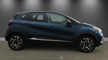 RENAULT CAPTUR 1.3 TCe ENERGY Iconic SUV 5dr Petrol EDC Euro 6 (s/s) (150 ps)