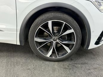 VOLKSWAGEN TIGUAN 1.5 TSI R-Line SUV 5dr Petrol DSG Euro 6 (s/s) (150 ps)