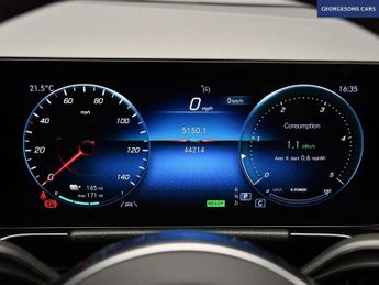 MERCEDES-BENZ EQA EQA 350 66.5kWh AMG Line SUV 5dr Electric Auto 4MATIC (292 ps)