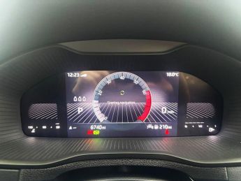 SKODA KAROQ 1.5 TSI ACT SE L SUV 5dr Petrol DSG Euro 6 (s/s) (150 ps)