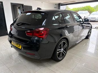 BMW 1 SERIES 1.5 118i GPF M Sport Shadow Edition Hatchback 5dr Petrol Auto Eu