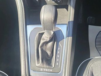 RENAULT CAPTUR 1.6 E-TECH techno SUV 5dr Petrol Hybrid Auto Euro 6 (s/s) (145 p