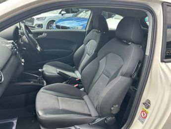 AUDI A1 1.6 TDI Sport Hatchback 3dr Diesel Manual Euro 5 (s/s) (105 ps)