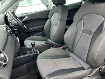 AUDI A1 1.6 TDI Sport Hatchback 3dr Diesel Manual Euro 5 (s/s) (105 ps)