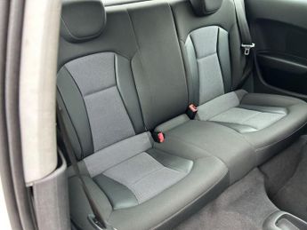 AUDI A1 1.6 TDI Sport Hatchback 3dr Diesel Manual Euro 5 (s/s) (105 ps)