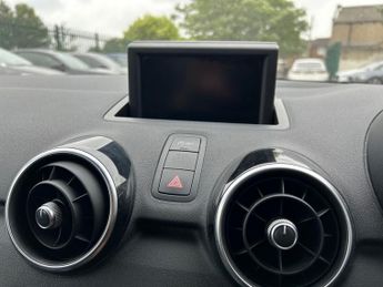 AUDI A1 1.6 TDI Sport Hatchback 3dr Diesel Manual Euro 5 (s/s) (105 ps)