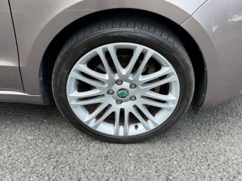 SKODA SUPERB 1.8 TSI SE Hatchback 5dr Auto Petrol DSG Euro 5 (160 ps)