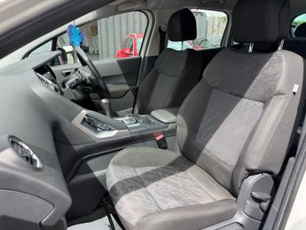 PEUGEOT 3008 1.6 HDi Sport SUV 5dr Diesel EGC Euro 5 (112 ps)