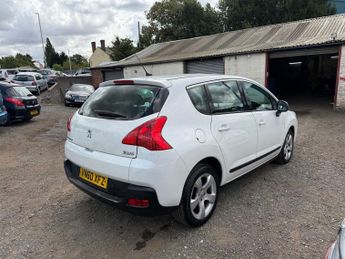 PEUGEOT 3008 1.6 HDi Sport SUV 5dr Diesel EGC Euro 5 (112 ps)