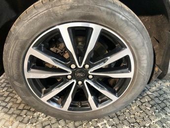 FORD KUGA 1.5 TDCi ST-Line SUV 5dr Diesel Powershift Euro 6 (s/s) (120 ps)