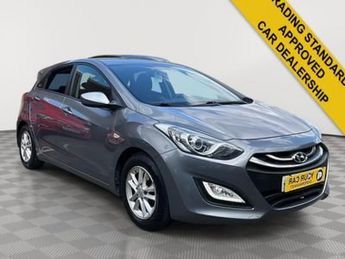 HYUNDAI I30 1.6 CRDi Active Hatchback 5dr Diesel Auto Euro 5 (110 ps)