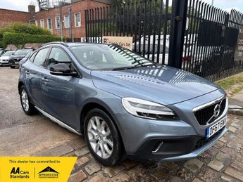 Volvo V40 2.0 T3 Pro Hatchback 5dr Petrol Manual Euro 6 (s/s) (152 ps)