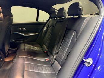 BMW 3 SERIES 2.0 330e 12kWh M Sport Saloon 4dr Petrol Plug-in Hybrid Auto Eur