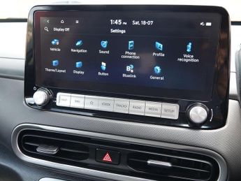HYUNDAI KONA 64kWh Premium SUV 5dr Electric Auto (10.5kW Charger) (204 ps)