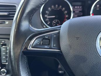 SKODA YETI 2.0 TDI Laurin & Klement Outdoor 5dr Diesel DSG 4WD Euro 5 (140 