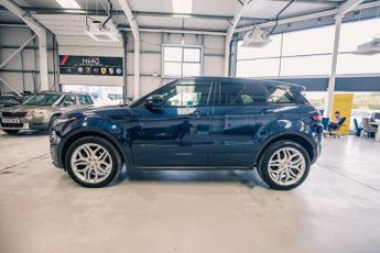 LAND ROVER RANGE ROVER EVOQUE 2.0 TD4 HSE Dynamic SUV 5dr Diesel Auto 4WD Euro 6 (s/s) (180 ps