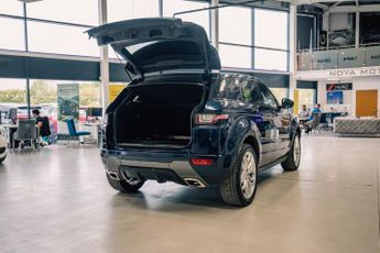 LAND ROVER RANGE ROVER EVOQUE 2.0 TD4 HSE Dynamic SUV 5dr Diesel Auto 4WD Euro 6 (s/s) (180 ps