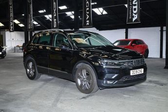 Volkswagen Tiguan 2.0 TDI SEL SUV 5dr Diesel DSG Euro 6 (s/s) (150 ps)