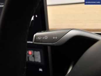 TESLA Model 3 (Dual Motor) Long Range Saloon 4dr Electric Auto 4WDE (346 ps)