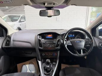 FORD FOCUS 1.0T EcoBoost Zetec Hatchback 5dr Petrol Manual Euro 6 (s/s) (12