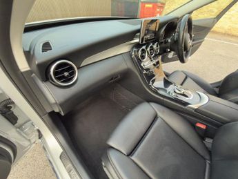 MERCEDES-BENZ C CLASS 2.1 C220d SE Executive Edition Saloon 4dr Diesel G-Tronic+ Euro 