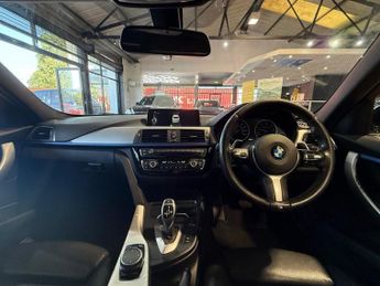 BMW 3 SERIES 3.0 330d M Sport Saloon 4dr Diesel Auto xDrive Euro 6 (s/s) (258