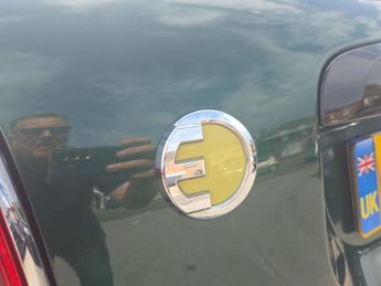 MINI COUNTRYMAN 1.5 7.6kWh Cooper SE SUV 5dr Petrol Plug-in Hybrid Auto ALL4 Eur