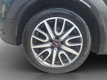 MINI COUNTRYMAN 1.5 7.6kWh Cooper SE SUV 5dr Petrol Plug-in Hybrid Auto ALL4 Eur