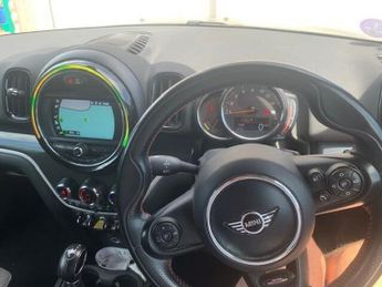 MINI COUNTRYMAN 1.5 7.6kWh Cooper SE SUV 5dr Petrol Plug-in Hybrid Auto ALL4 Eur