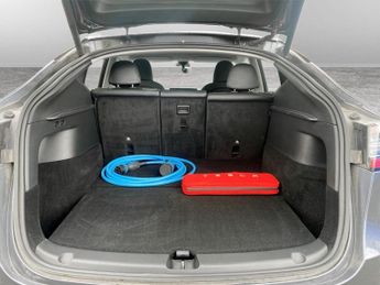 TESLA MODEL Y (Dual Motor) Long Range SUV 5dr Electric Auto 4WDE (384 bhp)