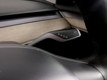 TESLA Model 3 (Dual Motor) Long Range Saloon 4dr Electric Auto 4WDE (346 ps)