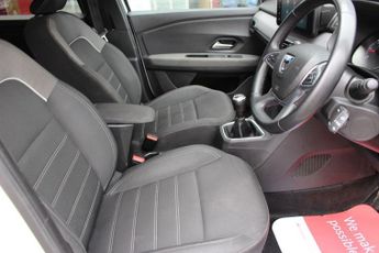 DACIA JOGGER 1.0 TCe Comfort MPV 5dr Petrol Manual Euro 6 (s/s) (110 ps)
