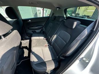KIA SPORTAGE 1.6 GDi 2 GPF SUV 5dr Petrol Manual Euro 6 (s/s) (130 bhp)