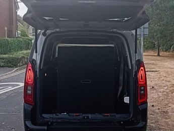 CITROEN BERLINGO 1.5 BlueHDi Flair XL MPV 5dr Diesel EAT Euro 6 (s/s) (130 ps).*5