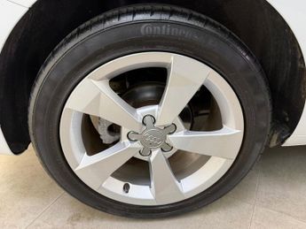 AUDI A1 1.4 TFSI Sport Sportback 5dr Petrol S Tronic Euro 6 (s/s) (Nav) 