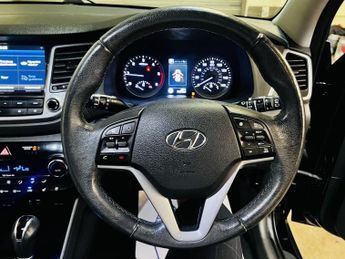 HYUNDAI TUCSON 2.0 CRDi Premium SE SUV 5dr Diesel Auto 4WD Euro 6 (185 ps)