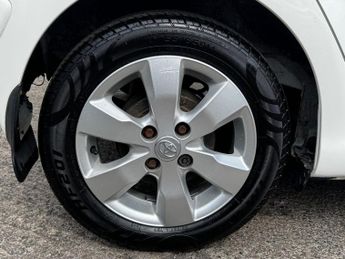 TOYOTA AYGO 1.0 VVT-i Fire Hatchback 5dr Petrol MultiMode Euro 5 (a/c) (67 p