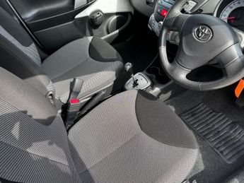 TOYOTA AYGO 1.0 VVT-i Fire Hatchback 5dr Petrol MultiMode Euro 5 (a/c) (67 p