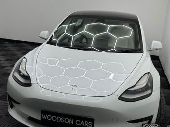 TESLA Model 3 Standard Range Plus Saloon 4dr Electric Auto RWD (241 bhp)