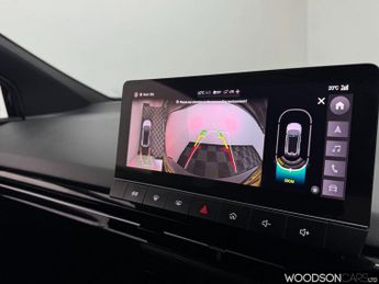 MG MG4 64kWh Trophy Long Range Hatchback 5dr Electric Auto (203 ps)