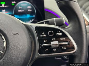 MERCEDES-BENZ EQC EQC 400 80kWh Sport SUV 5dr Electric Auto 4MATIC (408 ps)